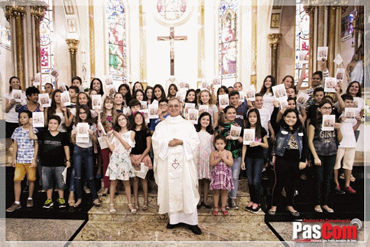 S�o Pedro de Tup� realiza celebra��o de Entrega do Pai Nosso