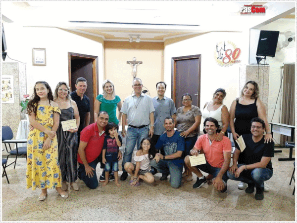 Casais participam de Curso de Legitima��o para o matrim�nio na S�o Pedro de Tup�