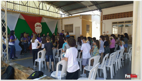 S�o Pedro de Tup� realizou Retiro da 1� Comunh�o