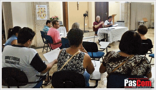 Equipe de Eventos da par�quia se re�ne para Quermesse